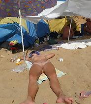 Hot beach nudists