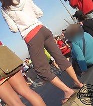 Nice ass in the crowd