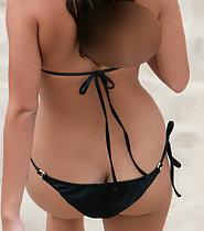 Amazing butt crack view in a bikini