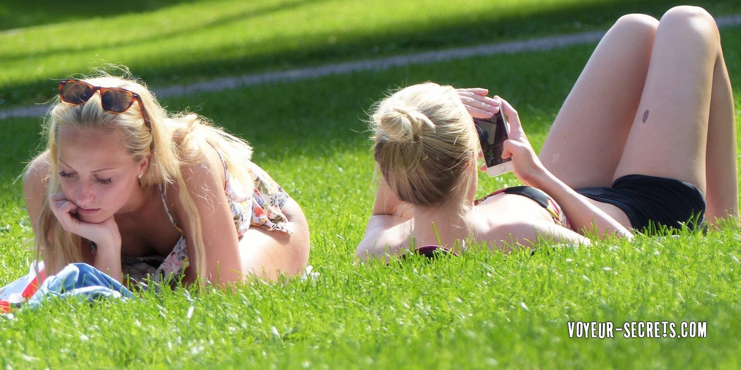 Nice pose for sunbathing and selfies