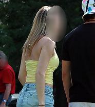 Awesome upskirt of hot blonde