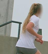 Sexy jogging girl
