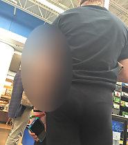 Hottie in tights at supermarket