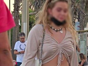 Her top is like pockets for her tits without a bra Picture 4