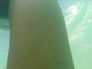 Close look at a hot bubble butt inside water Picture 1