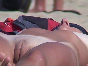 Shaved hamburger kind of pussy on nudist beach Picture 7