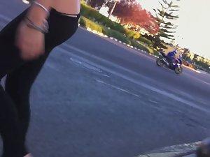 Creepshot of teen girl's sexy thong Picture 4
