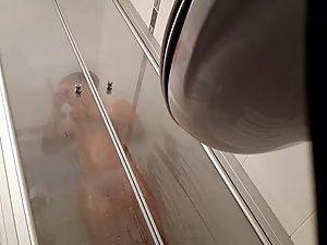 Spying on naked cousin pissing and showering Picture 5