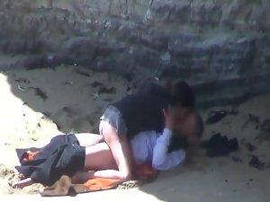 Creep up on a couple having sex Picture 3