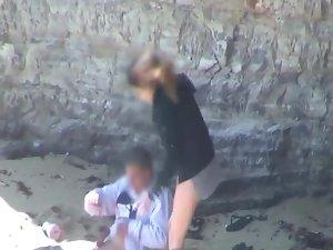 Creep up on a couple having sex Picture 8