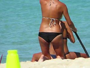 Accidental nudity of hot tanned surfer girl Picture 2