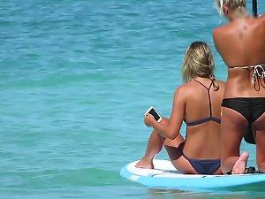 Accidental nudity of hot tanned surfer girl Picture 3