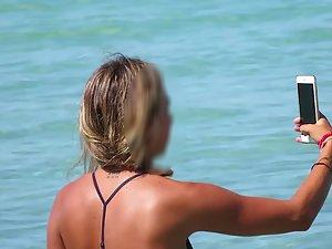 Accidental nudity of hot tanned surfer girl Picture 6