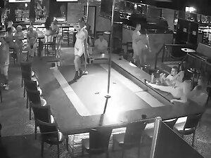 Strippers are trying hard to get more tips Picture 3