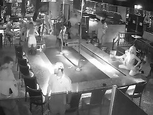 Strippers are trying hard to get more tips Picture 4