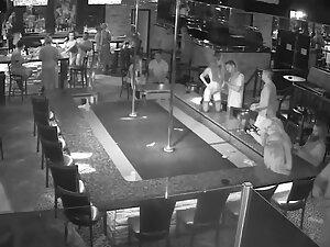 Strippers are trying hard to get more tips Picture 6