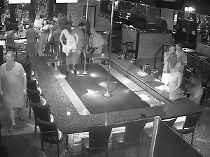 Strippers are trying hard to get more tips Picture 8