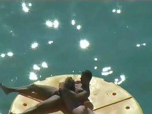 Voyeur noticed a blowjob on a floater Picture 6