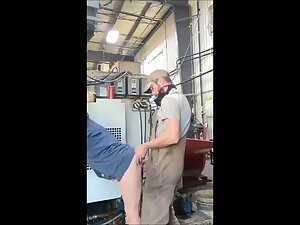 Mechanic fucks girlfriend at the workplace Picture 6