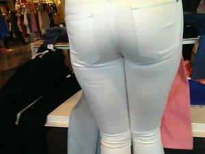 Store worker in tight white pants Picture 1