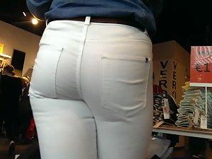 Store worker in tight white pants Picture 7