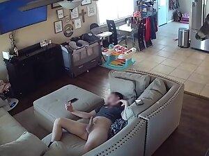 Hidden cam caught spontaneous sex in living room Picture 8