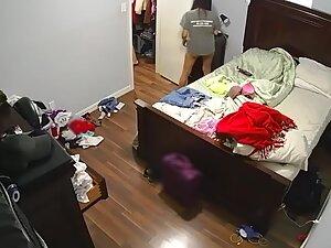 Big butt opens up while she looks under bed Picture 4
