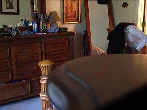 Stepson spying on stepmom's fine ass Picture 2