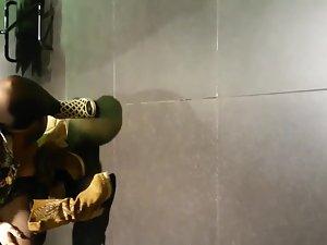 Voyeur follows an innovative girl Picture 3