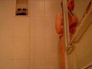 Spying on naked sister singing in the shower Picture 3