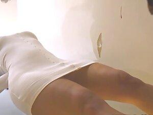 Luxurious sex bomb caught naked while trying new clothes Picture 5