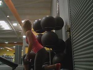 Process of making hot ass even better Picture 4