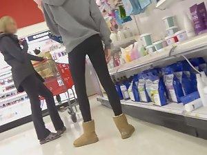 Petite teen girl shops with her mom Picture 5