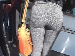 Lovable ass in tight grey leggings