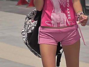 Pink shorts show a trace of cameltoe Picture 3