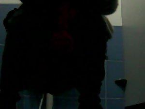 Busted after watching her pee Picture 7