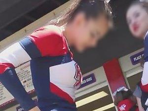 Young cheerleader got amazing ass