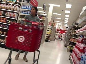 Exotic ethnicity and bubble butt make her very sexy Picture 7