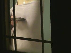 Peeping a neighbor girl after her shower Picture 2