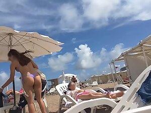 Quick look on her ass in bikini is enough to get horny Picture 7