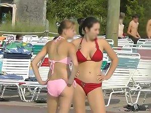 Sweet teenage pool girls get voyeured Picture 3