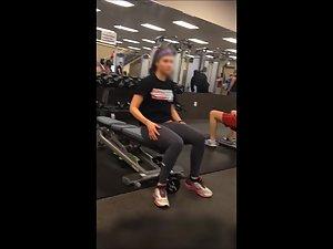 Badass strong girl peeped in the gym Picture 2