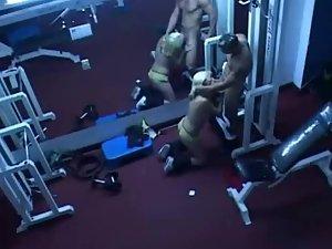 Trainer caught fucking a client in a gym Picture 8
