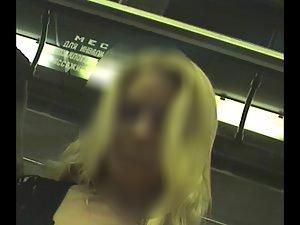 Shaved pussy lips in hot blonde's upskirt Picture 1