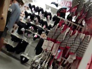 Big ass betrays a very elegant woman Picture 5