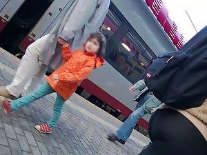 Phat ass white girl got a big booty Picture 2