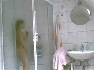 Catching her masturbate in the shower Picture 2