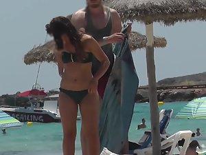 Accidental nudity while cleaning pussy Picture 2