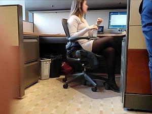 Peeping on sexy colleague and her crossed legs Picture 7