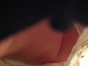 Hot view under a short skirt Picture 7